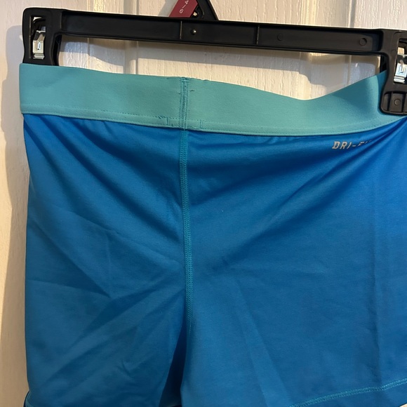 Nike Pro Teal Performance Shorts - Picture 3 of 3
